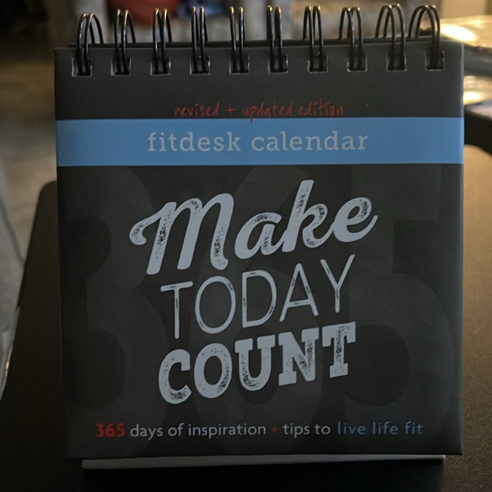 Fitlosophy 'Make Today Count' 365-Day Inspirational Perpetual Desk Calendar: New